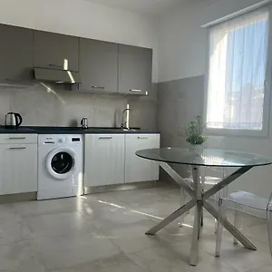 Dini B , Padova Italia